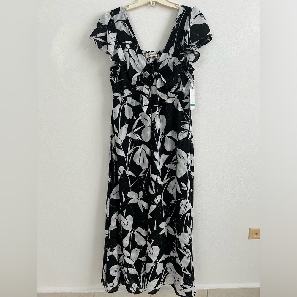 Tropical maxi dress.
